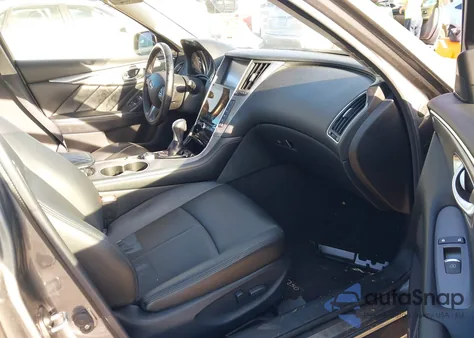 2017 Infiniti Q50 2.0T Base z USA, uszkodzony, nr VIN JN1CV7AP3HM640813